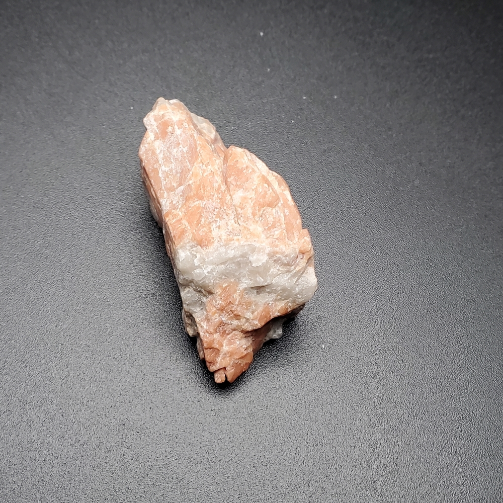 Raw Peach Moonstone